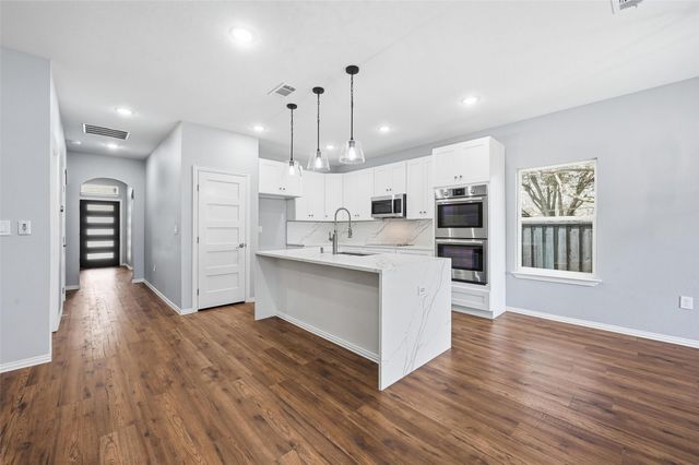 2633 Overland Drive, Farmers Branch, TX 75234