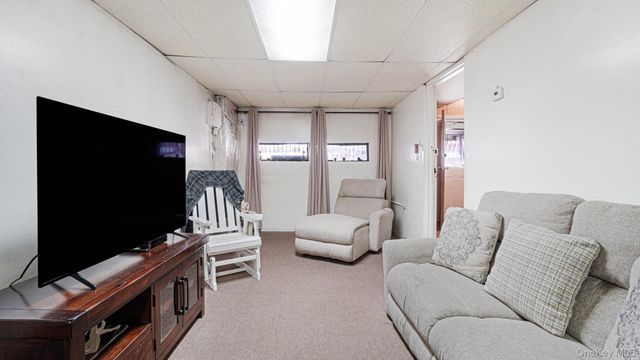 1270 Rosedale Avenue, Bronx, NY 10472