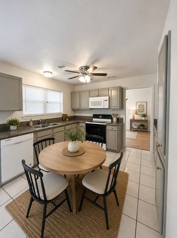 6104 Bay Hill, Arlington, TX 76018