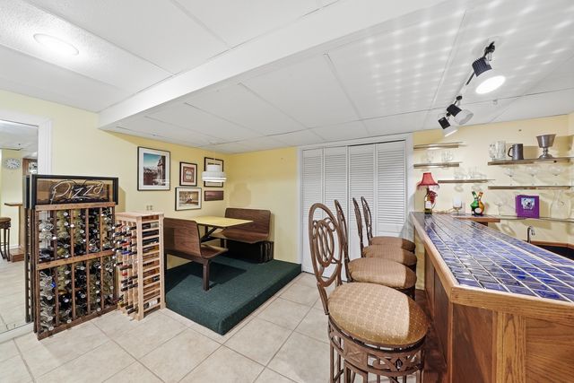 3580 Londonderry Court, Hoffman Estates, IL 60067