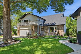 3580 Londonderry Court, Hoffman Estates, IL 60067