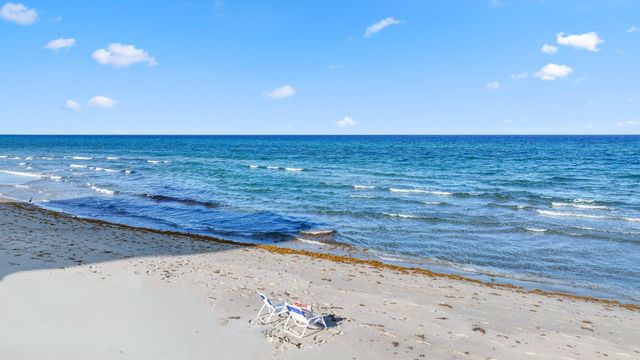 3221 S Ocean Boulevard 301, Highland Beach, FL 33487