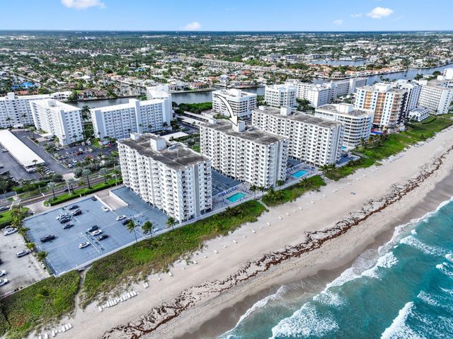 3221 S Ocean Boulevard 301, Highland Beach, FL 33487