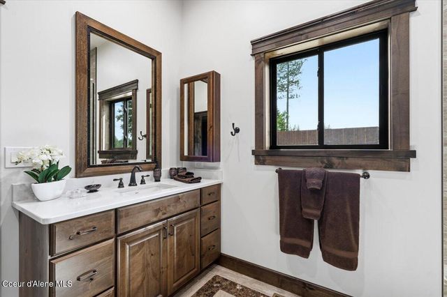 216 Mara Meadows, Athol, ID 83801