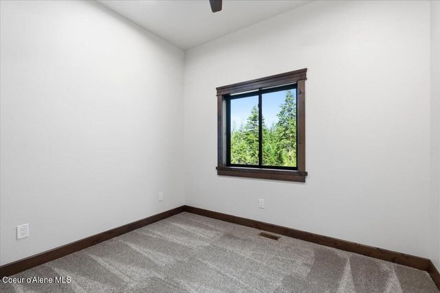 216 Mara Meadows, Athol, ID 83801