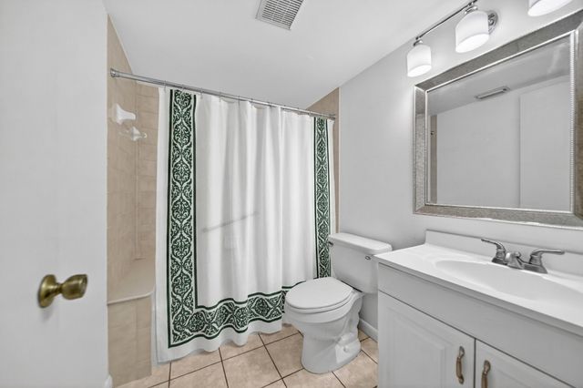 1575 SW Silver Pine Way 108-d2, Palm City, FL 34990