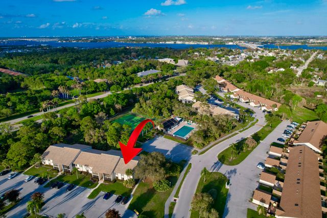 1575 SW Silver Pine Way 108-d2, Palm City, FL 34990
