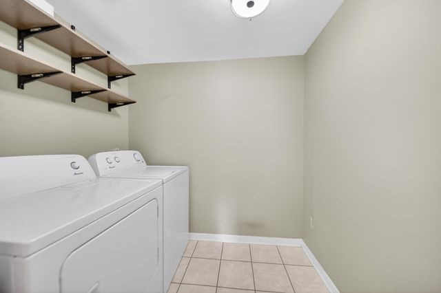 1575 SW Silver Pine Way 108-d2, Palm City, FL 34990