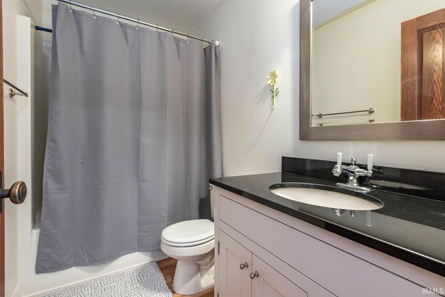 6404 N Braksway Drive, Bloomington, IN 47408