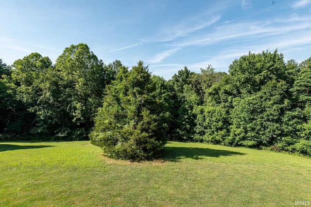 6404 N Braksway Drive, Bloomington, IN 47408