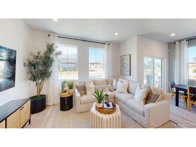 15556 Gilpin Ave, Parker, CO 80134