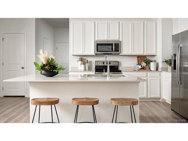 15556 Gilpin Ave, Parker, CO 80134