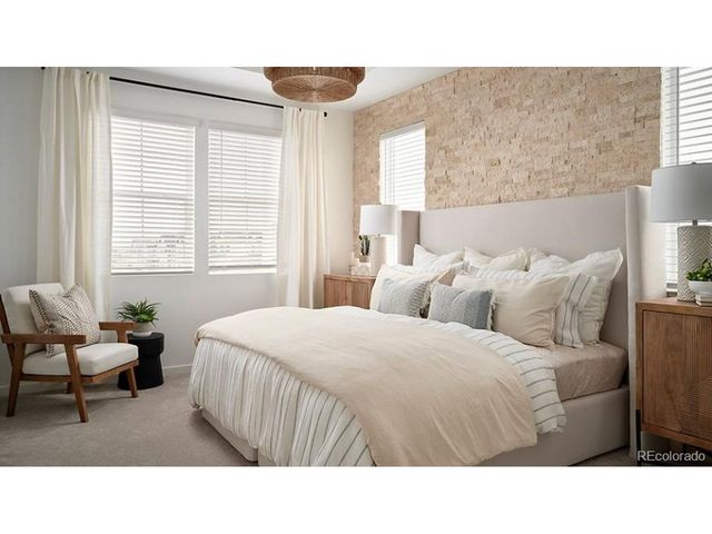 15556 Gilpin Ave, Parker, CO 80134