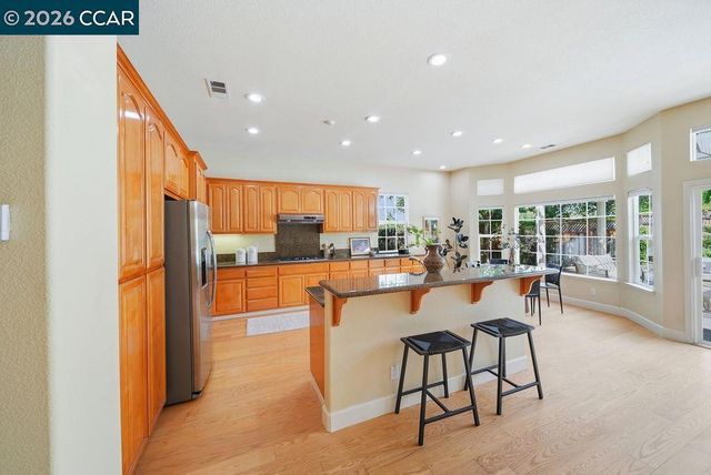 1151 Keaveny Ct., Walnut Creek, CA 94597