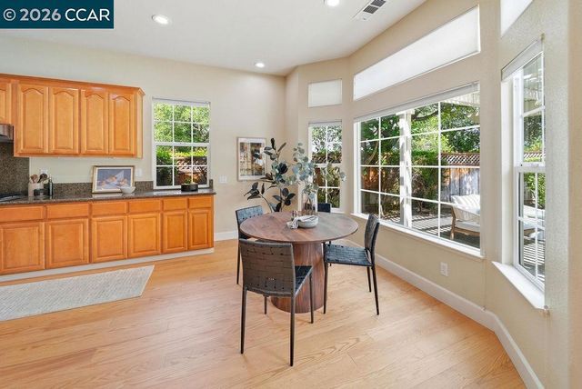 1151 Keaveny Ct., Walnut Creek, CA 94597