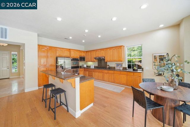 1151 Keaveny Ct., Walnut Creek, CA 94597