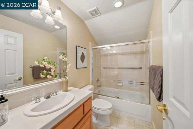 1151 Keaveny Ct., Walnut Creek, CA 94597
