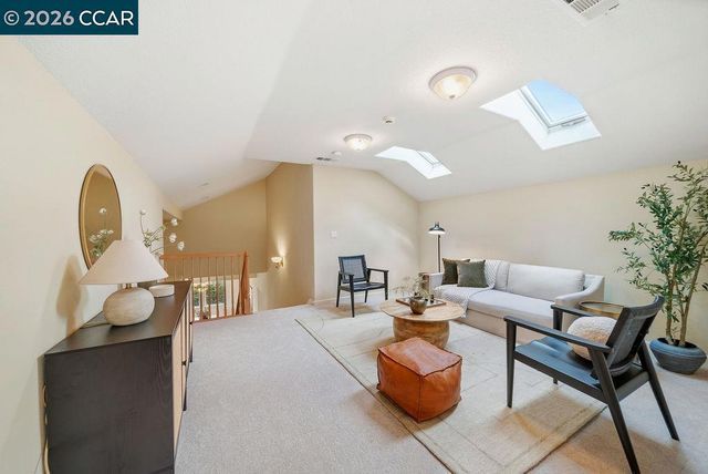 1151 Keaveny Ct., Walnut Creek, CA 94597