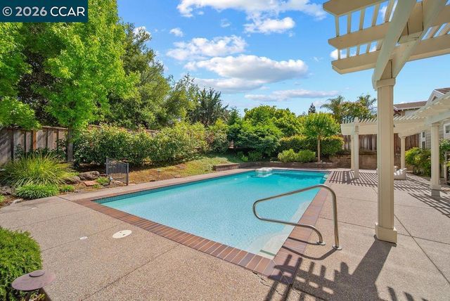 1151 Keaveny Ct., Walnut Creek, CA 94597