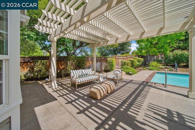 1151 Keaveny Ct., Walnut Creek, CA 94597