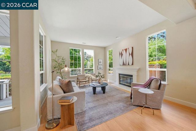 1151 Keaveny Ct., Walnut Creek, CA 94597