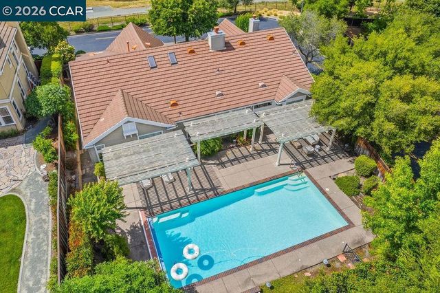 1151 Keaveny Ct., Walnut Creek, CA 94597