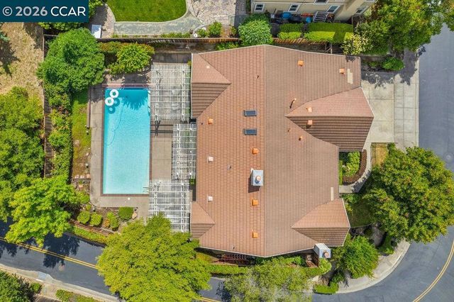 1151 Keaveny Ct., Walnut Creek, CA 94597