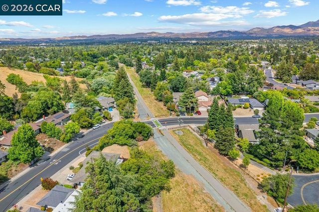 1151 Keaveny Ct., Walnut Creek, CA 94597