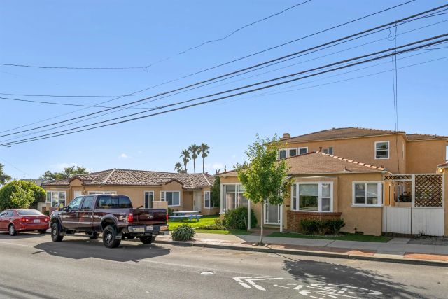 1558-1564 Ebers St., San Diego, CA 92107