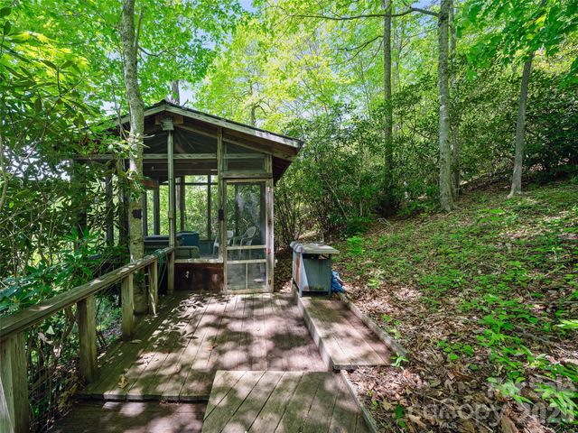 1331 Georges Fork Road, Burnsville, NC 28714