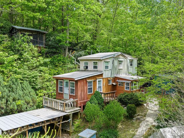 1331 Georges Fork Road, Burnsville, NC 28714