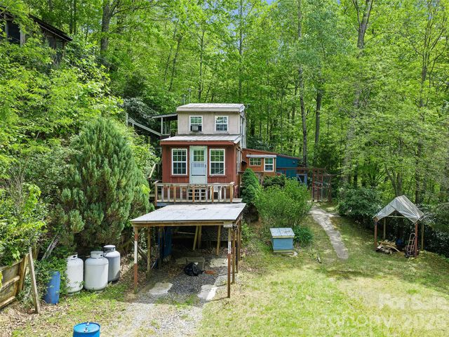 1331 Georges Fork Road, Burnsville, NC 28714