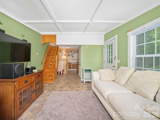 1331 Georges Fork Road, Burnsville, NC 28714