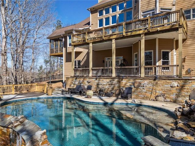 806 Waterford Estates Manor, Canton, GA 30115