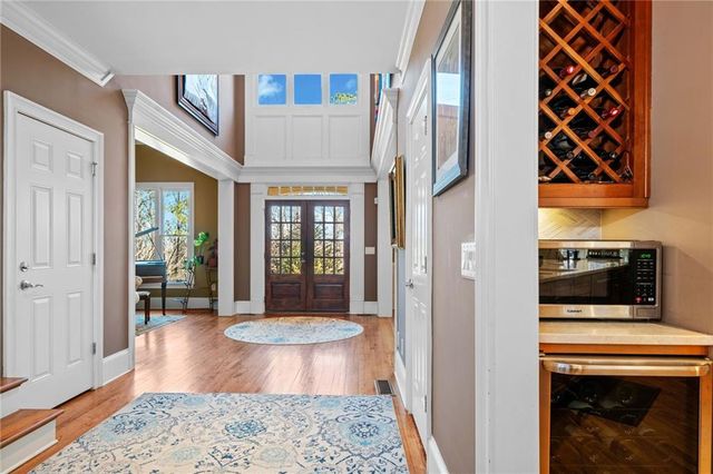 806 Waterford Estates Manor, Canton, GA 30115