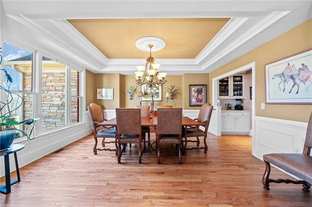 806 Waterford Estates Manor, Canton, GA 30115