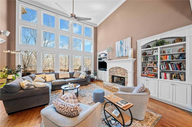 806 Waterford Estates Manor, Canton, GA 30115