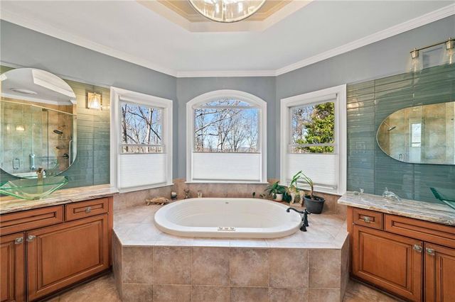806 Waterford Estates Manor, Canton, GA 30115