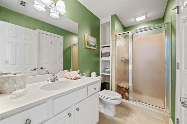 806 Waterford Estates Manor, Canton, GA 30115