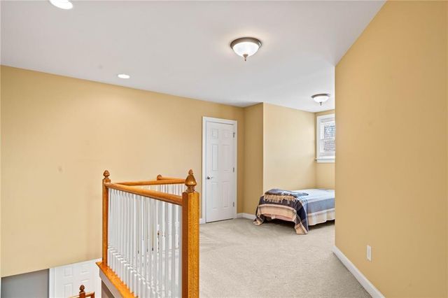 806 Waterford Estates Manor, Canton, GA 30115