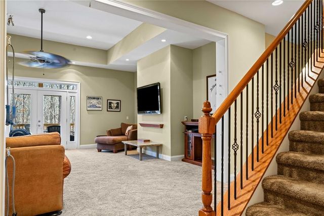 806 Waterford Estates Manor, Canton, GA 30115
