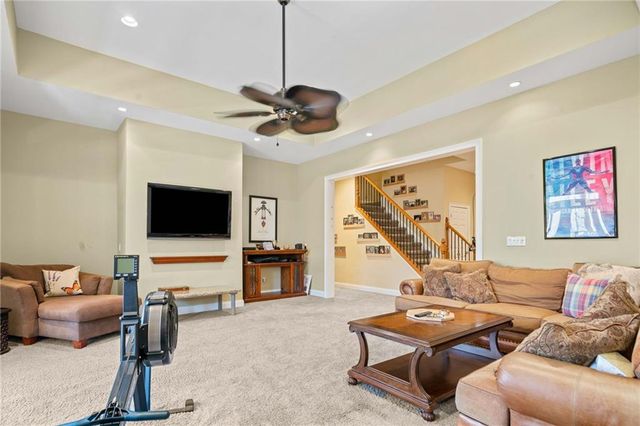 806 Waterford Estates Manor, Canton, GA 30115