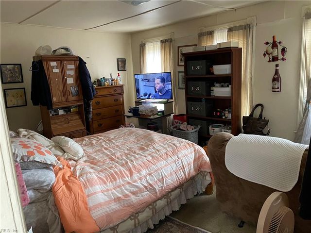 323 Poplar AVE, Newport News, VA 23607