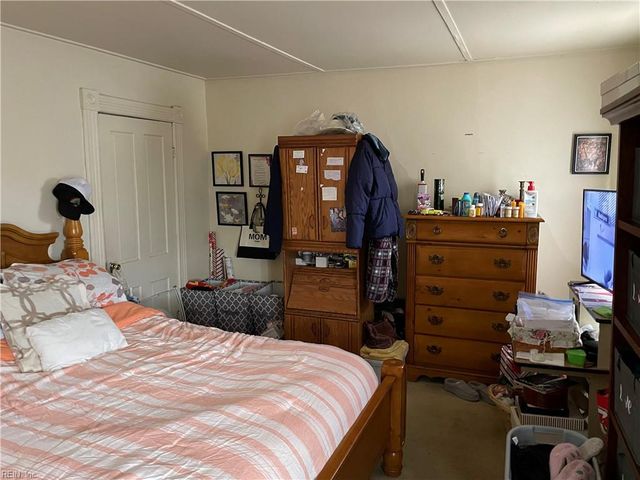 323 Poplar AVE, Newport News, VA 23607