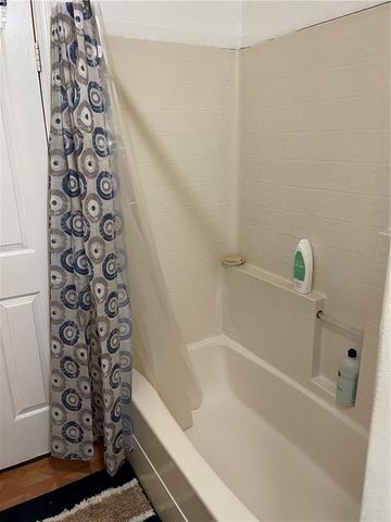 323 Poplar AVE, Newport News, VA 23607