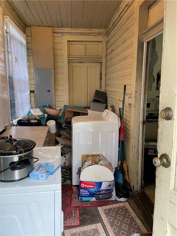 323 Poplar AVE, Newport News, VA 23607