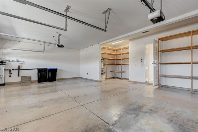 2012 Oliver Springs Street, Henderson, NV 89052