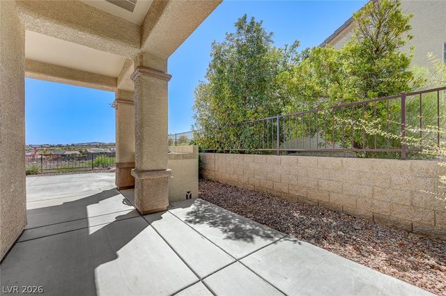 2012 Oliver Springs Street, Henderson, NV 89052