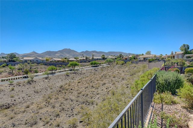 2012 Oliver Springs Street, Henderson, NV 89052