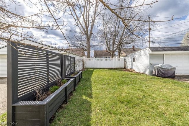 7907 Renwood Drive, Parma, OH 44129